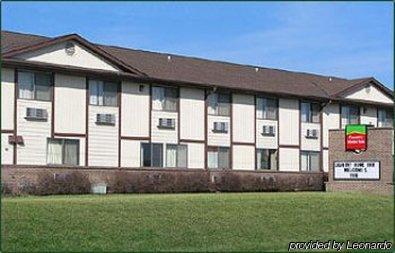 Cobblestone Inn & Suites - Trenton Esterno foto